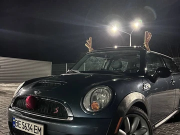 Авто MINI Cooper S 2010 № 8304468