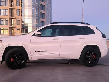 Авто Jeep Cherokee 2018 № 8304572