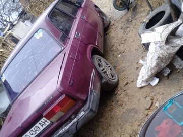 Авто ВАЗ 2107 2002 № 8304727