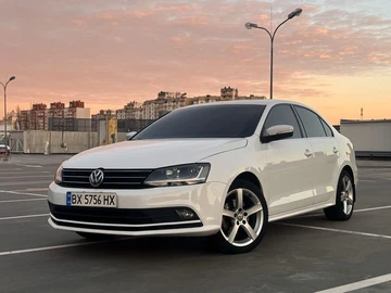 Авто Volkswagen Jetta 2015 № 8304897