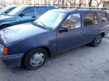 Авто Opel Kadett 1987 № 8304978