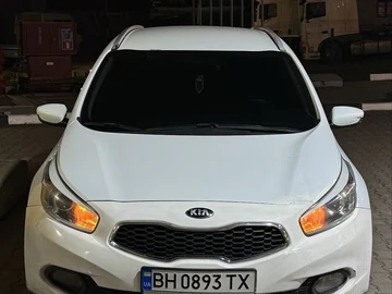 Авто KIA Cee X27 D 2014 № 8305001