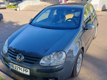 Авто Volkswagen Golf 2004 № 8305004