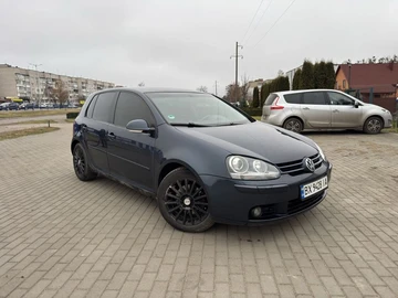 Авто Volkswagen Golf 2004 № 8305151