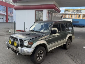 Авто Mitsubishi Pajero 1997 № 8305304