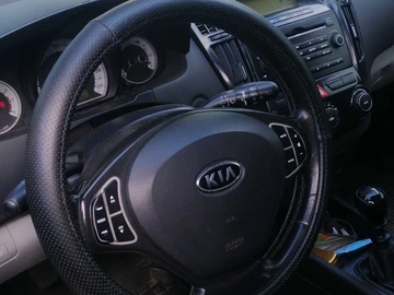 Авто KIA Cee X27 D 2009 № 8305315