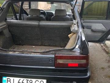 Авто Peugeot 309 1988 № 8305324