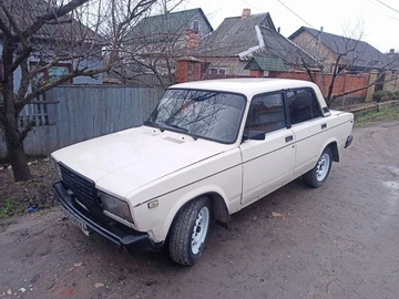 Авто ВАЗ 2107 1996 № 8305406