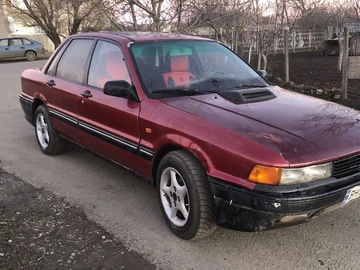 Авто Mitsubishi Chariot 1988 № 8305416