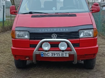 Авто Volkswagen Transporter 1994 № 8305417