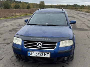Авто Volkswagen Passat Variant 2001 № 8305512