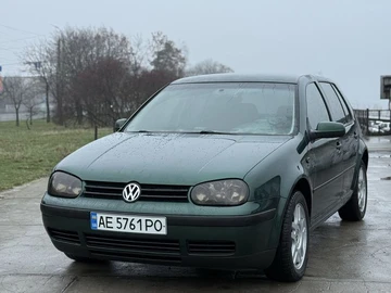 Авто Volkswagen Golf 2002 № 8305622
