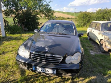 Авто Mercedes 220 2003 № 8305684