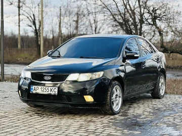 Авто KIA Cerato Forte  2009 № 8305753