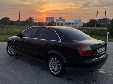 Авто Audi A4 2004 № 8305765