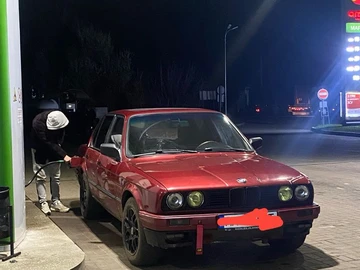 Авто BMW 3 Серия 1985 № 8305805