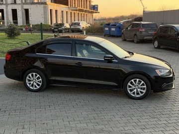 Авто Volkswagen Jetta 2014 № 8305885