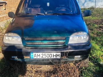 Авто Chevrolet Niva 2004 № 8305890