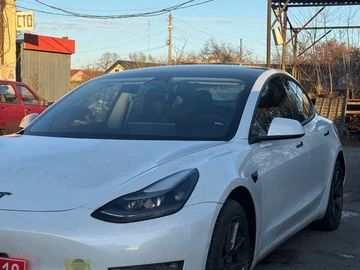 Авто Tesla Model 3 2022 № 8306082