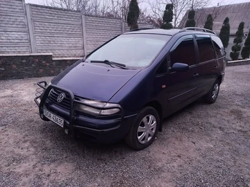 Авто Volkswagen Sharan 2001 № 8306125