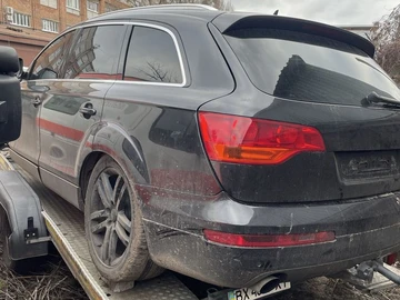 Авто Audi Q7 2006 № 8306251