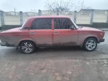 Авто ВАЗ 2107 2000 № 8306336