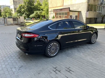 Авто Ford Fusion Usa  2016 № 8306458