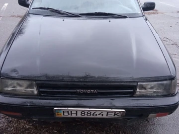 Авто Toyota Carina 1990 № 8306472