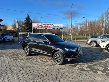 Авто Volkswagen Touareg 2016 № 8306699
