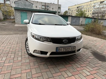 Авто KIA Cerato Forte  2011 № 8306766