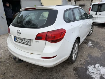 Авто Opel Astra 2012 № 8306875
