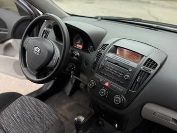 Авто KIA Cee X27 D 2008 № 8307132