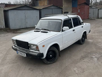 Авто ВАЗ 2107 2000 № 8307152