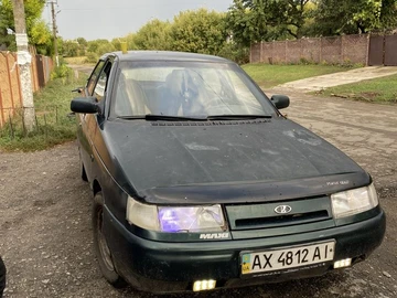 Авто ВАЗ 2110 2002 № 8307160