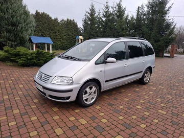 Авто Volkswagen Sharan 2002 № 8307166