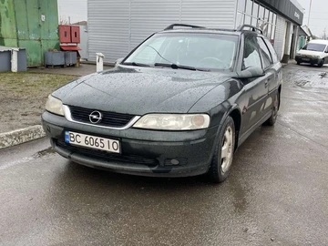 Авто Opel Vectra 2001 № 8307346