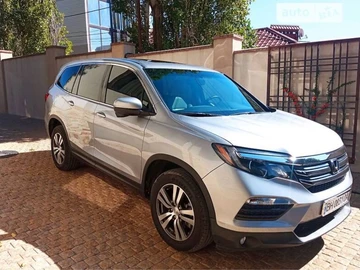 Авто Honda Pilot 2016 № 8307359
