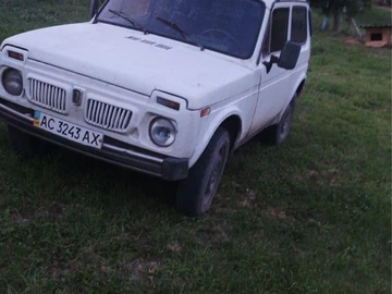 Авто ВАЗ 2121 1992 № 8307374