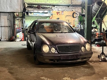 Авто Mercedes Clk Серия 1998 № 8307501