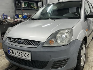 Авто Ford Fiesta 2006 № 8307507