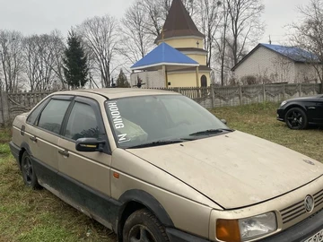 Авто Volkswagen Passat Sedan 1988 № 8307886