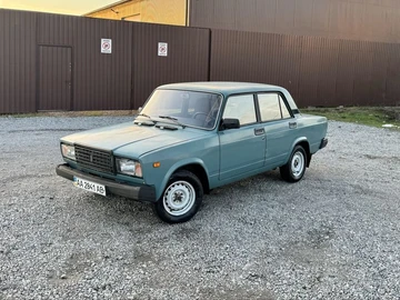 Авто ВАЗ 2107 2004 № 8308203