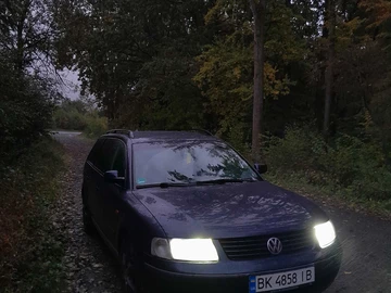 Авто Volkswagen Passat Variant 1998 № 8308211