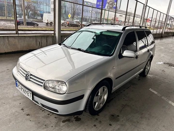 Авто Volkswagen Golf 2000 № 8308225