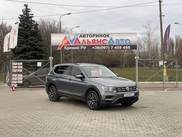 Авто Volkswagen Tiguan 2018 № 8308258