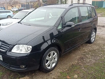 Авто Volkswagen Touran 2006 № 8308377
