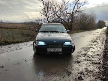 Авто Opel Kadett 1986 № 8308398