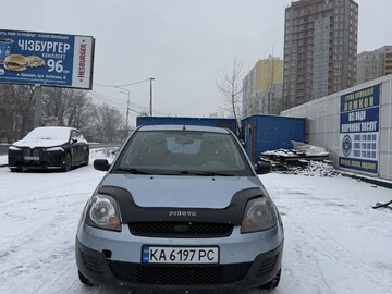 Авто Ford Fiesta 2005 № 8308432