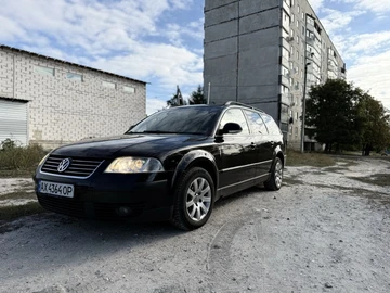 Авто Volkswagen Passat Variant 2005 № 8308465