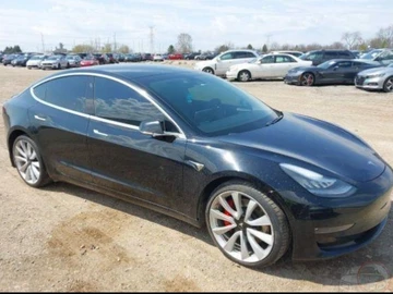 Авто Tesla Model 3 2019 № 8308541
